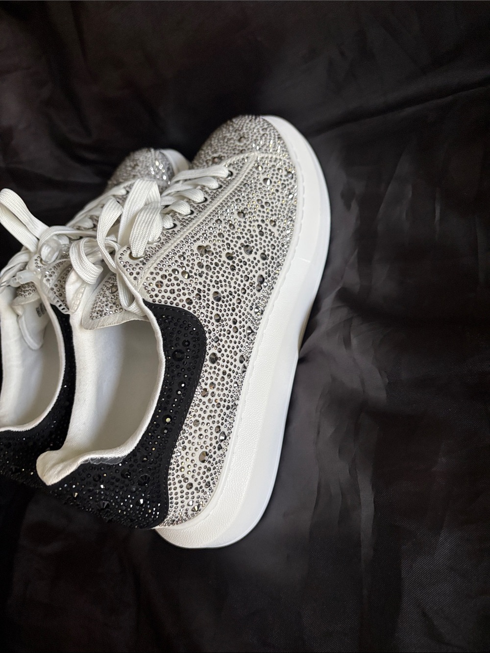 Steve Madden White & Black Crystal Embellished Men’s Lace-Up Sneakers Size 8.5 - Picture 4 of 9